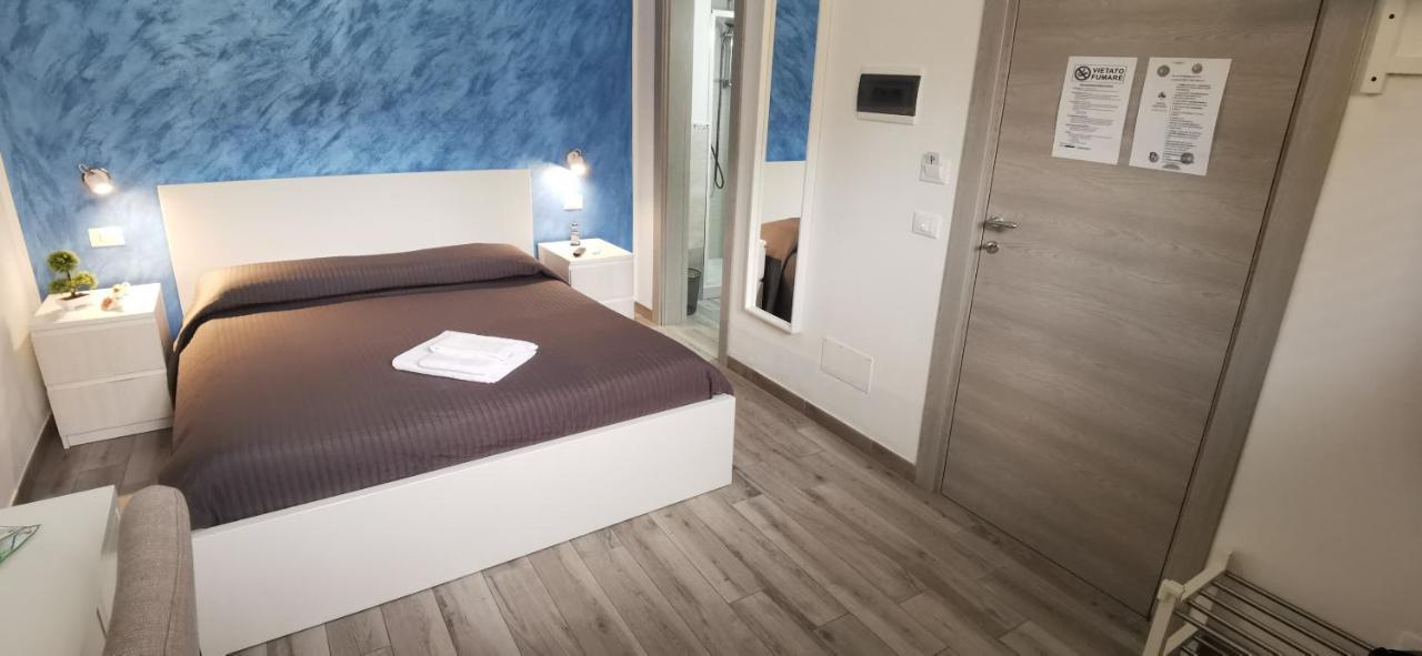 Perla Del Sud - Guest House 兰佩杜萨 外观 照片