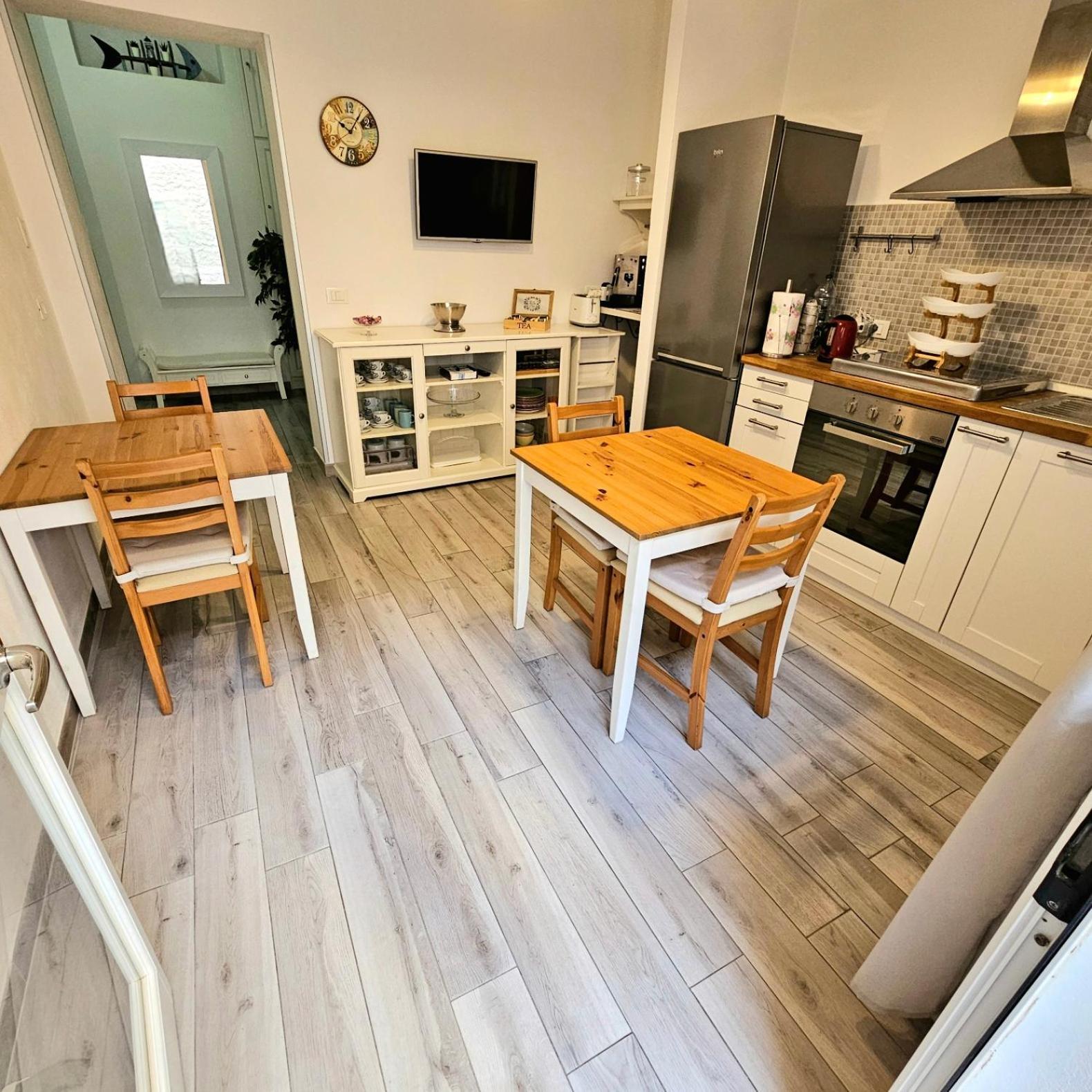 Perla Del Sud - Guest House 兰佩杜萨 外观 照片